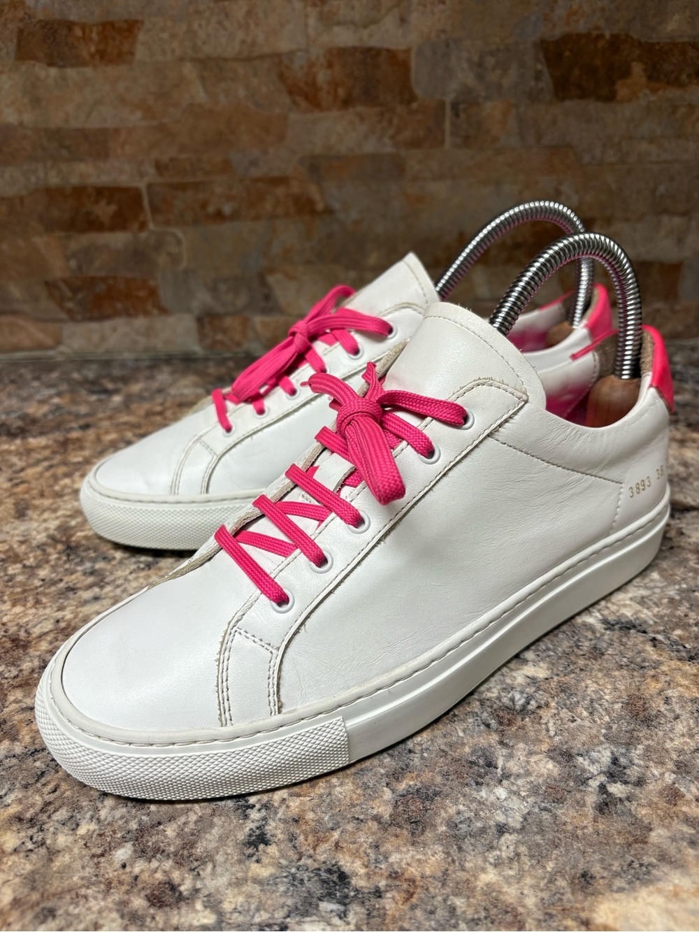 WOMAN by COMMON PROJECTS Retro Low Fluo White/Pink Size 38 US Size 8